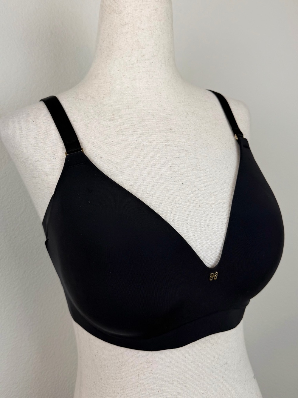 Honeylove CloudEmbrace Wireless Contour T-Shirt Bra in Black Size 34D - Picture 5 of 9